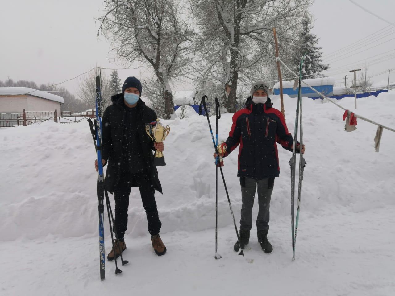 Районные соревнования  по лыжным  гонкам среди юношей и девушек, посвященное 30-летию Дня  Независимости Республики Казахстан